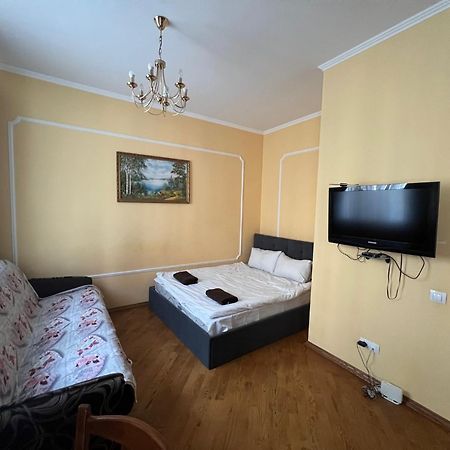 Central House Liov Exterior foto